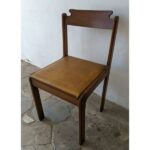 Silla De Madera, Asiento Tapizado De Cuerina