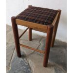Taburete Bajo De Madera, Banqueta, Asiento Tapizado - Imagen 2