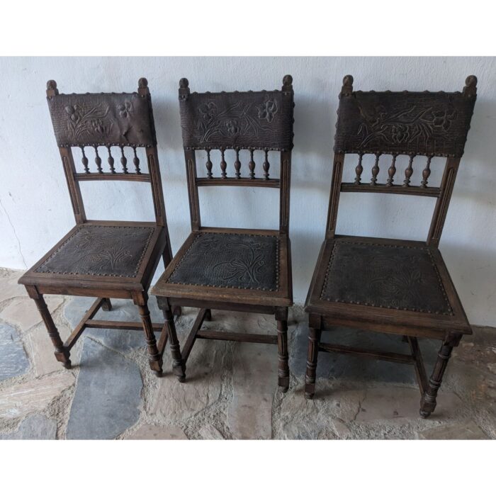Silla Antigua De Estilo, Colonial, Asiento Y Respaldo En Cuero - Imagen 1