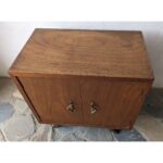 Mueble De Madera Antiguo, Estilo Americano, 2 Puertas - Imagen 3