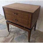 Mesa De Luz Americana, 2 Cajones - Imagen 3