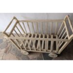 Cuna De Madera Antigua, Con Ruedas - Imagen 3