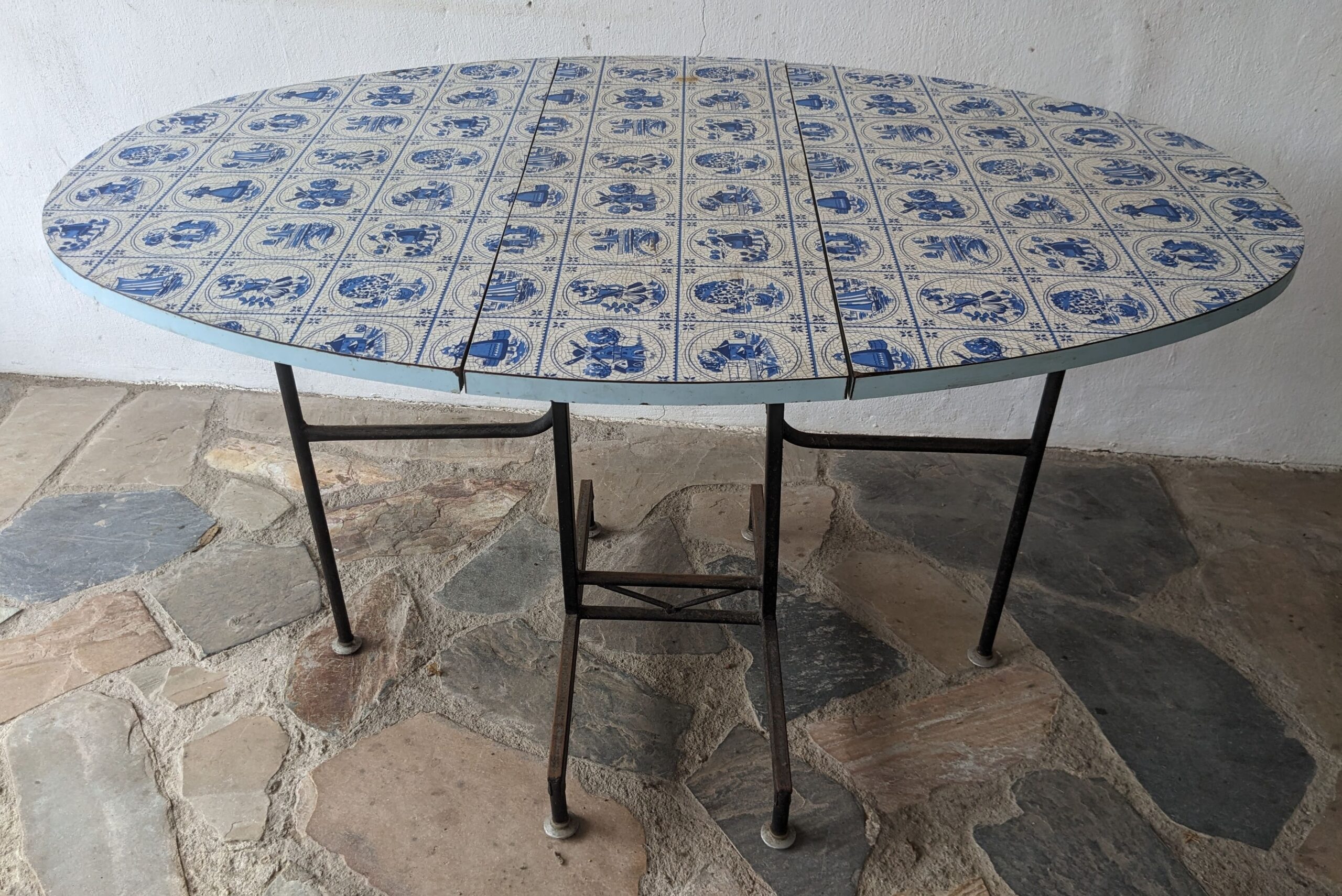 A1775_01 Mesa Plegable, Tapa Oval, Cármica, 2 Alas - Imagen 1