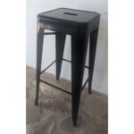 Taburete De Chapa, Banqueta